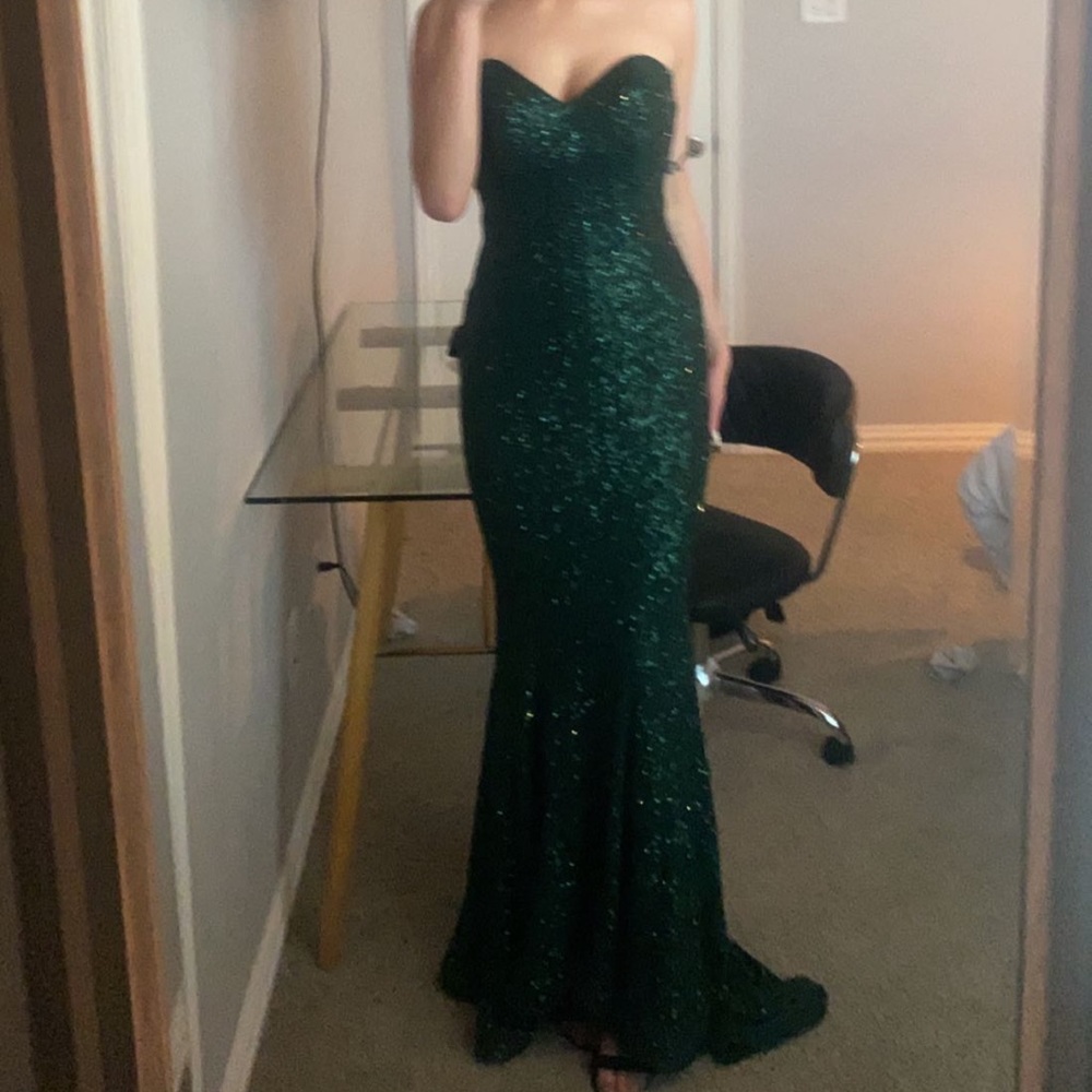 Emerald Green Prom dress!
